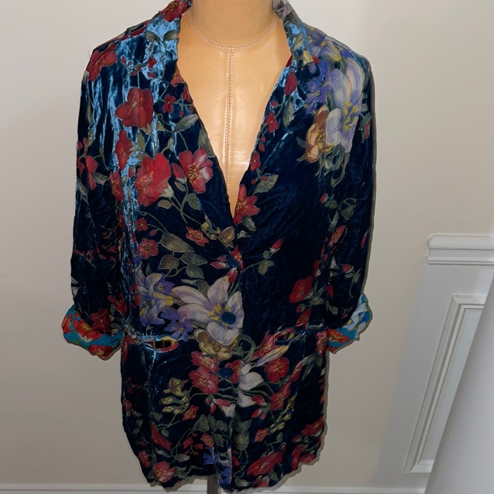COPY - Burnout Velvet Blazer
